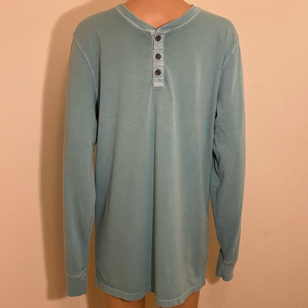 Old Navy Long Sleeve Three Button Tee Shirt